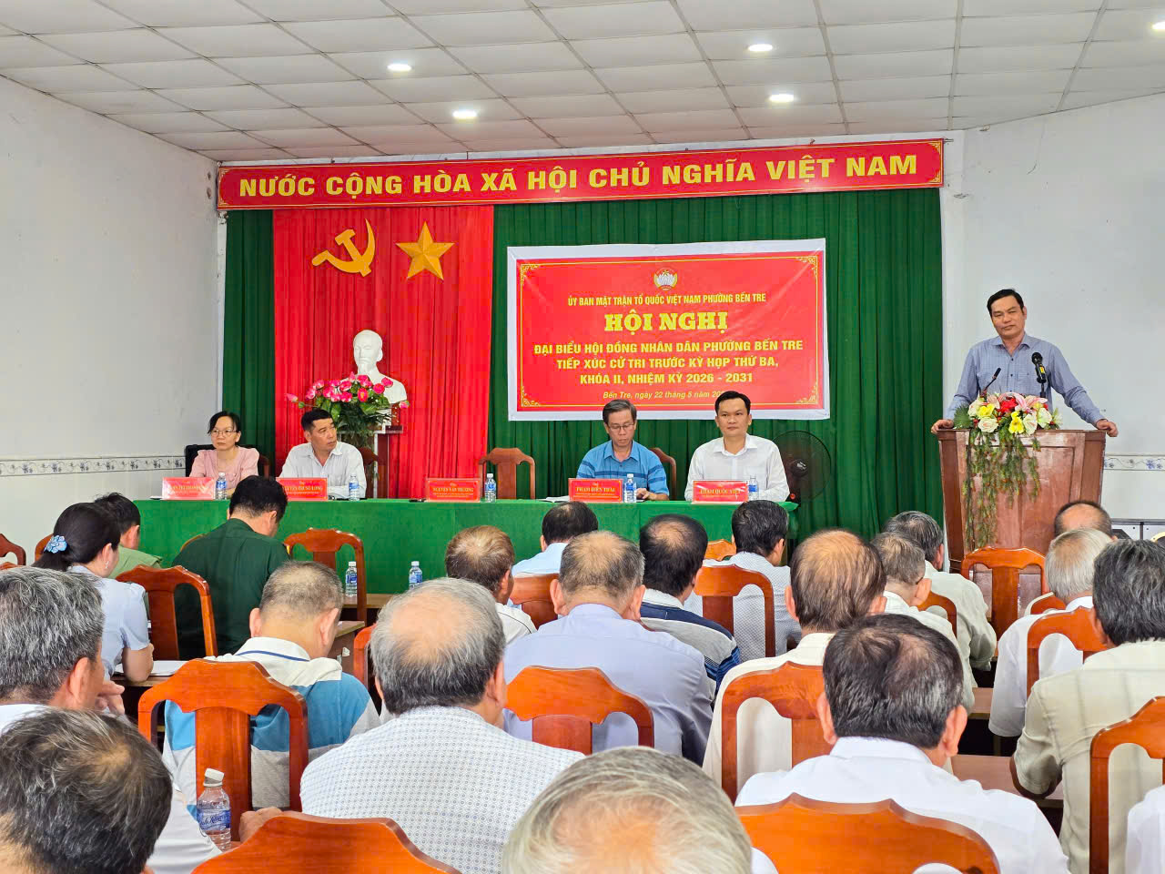 Tổ đại biểu số 3 Hội đồng nhân dân phường Bến Tre tiếp xúc cử tri trước kỳ họp thứ 3, khóa II
